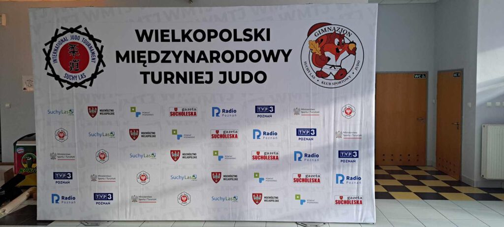 zabudowa indywidualna targowa producent